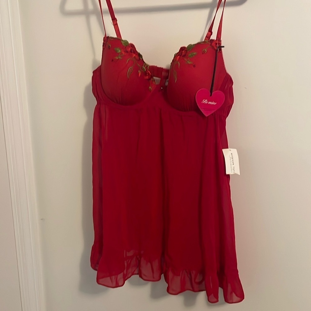 NWT 2 Piece Morgan Taylor Red Rose Babydoll